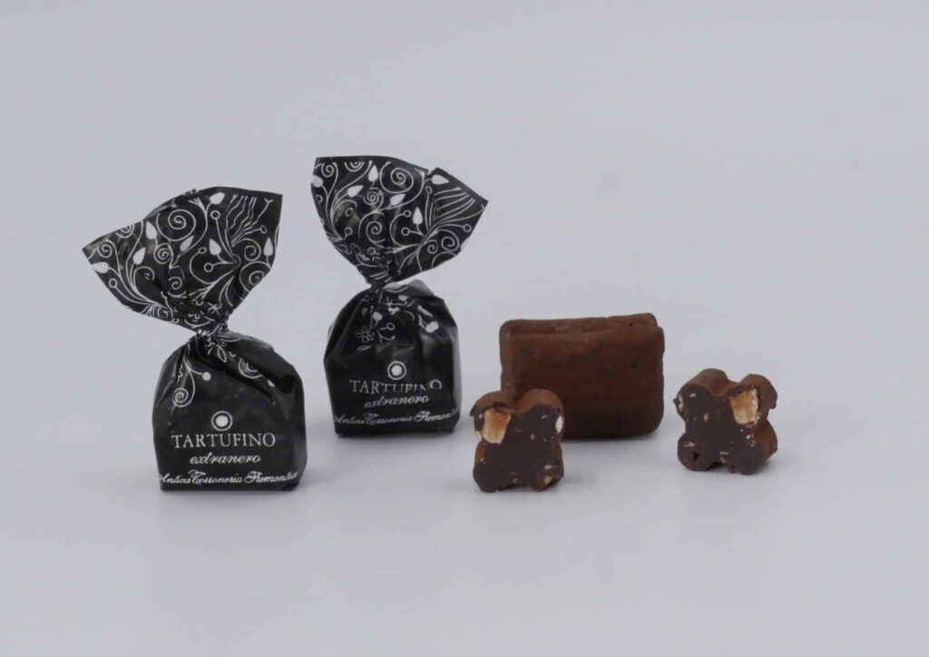 Die Marzipan- & Nougateria: Tartufo "extra nero"